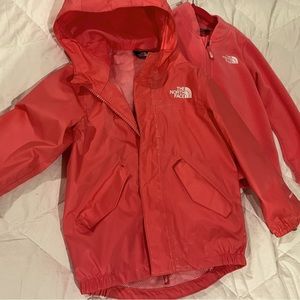 Northface pink 3T jacket set exterior shell raincoat and interior fleece EUC